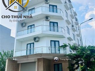 Tòa nhà đường cộng hòa diện tích 7x20m hầm 5 tầng cho thuê