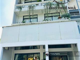 Nhà đường phan đăng lưu diện tích 8x20m hầm trệt 3 lầu cho thuê