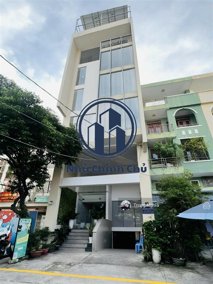 Tòa nhà đường nguyễn đình chính diện tích 7x20m hầm trệt 4 lầu cho thuê