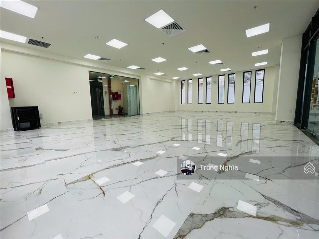 Tòa nhà đường phan văn trị, diện tích 14x20m hầm 5 tầng cho thuê