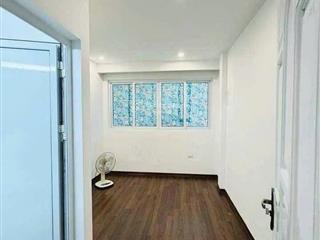 Bán nhà mặt phố dương quảng hàm 40m2 giá 14.5 tỷ cầu giấy