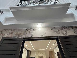 Bán nhà mễ trì 70m 7 tầng thang máy 11 tỷ mỹ đình