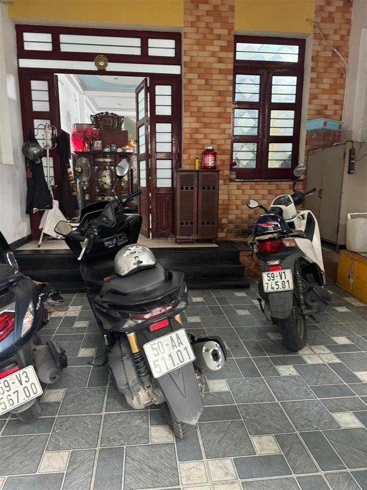 Bán nhà 1 xẹt ngang 5m phạm huy thông khu căn cứ 26 chỉ nhỉnh 11 tỷ đường trước nhà 10m có lề đường