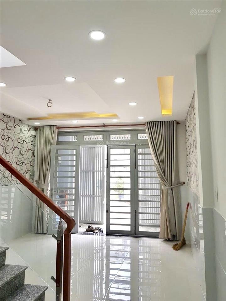 Ngay thống nhất, gần lottemart, hẻm ô tô, 2 tầng đúc, 2pn, dt 40m2