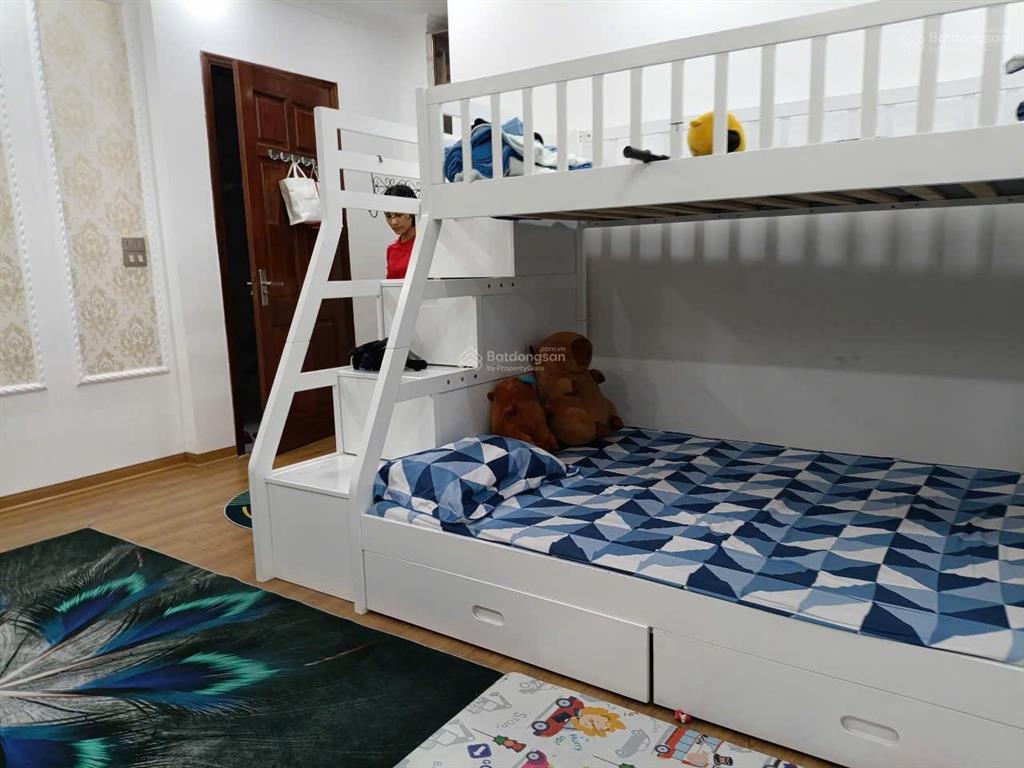 Tây sơn hàng đầu tư 40m 6 tầng thang máy gần bãi oto full nội thất xịn chủ mót bán giá chỉ 11.5tỷ