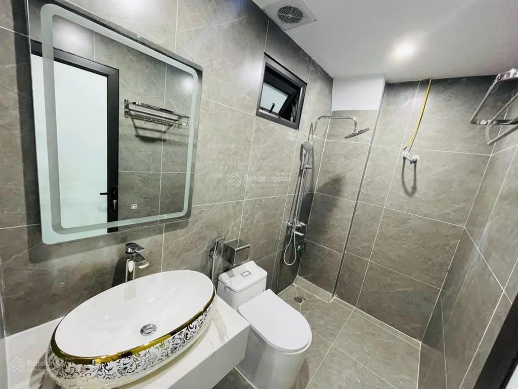 Cắt lỗ 1 tỷ hàng hiếm ba đình ngọc khánh 43m 6 tầng thang máy oto vào nhà bãi oto gần giá 19.8 tỷ