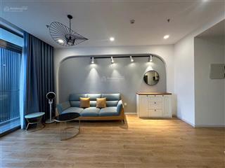 Bán cc midtown phú mỹ hưng, 9,2 tỷ, 80m2, 2pn, đầy đủ tiện nghi, đẹp, nhiều tiện ích