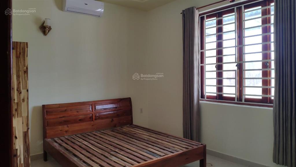 Nhà đẹp kẹt tiền bán gấp giá rẻ