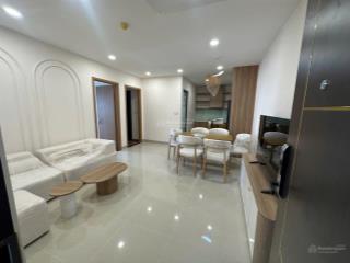 Cho thuê căn hộ cao cấp centre point full nội thất mới 100% ngay trung tâm kđt chí linh