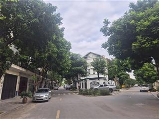 Căn góc 3 thoáng vỉa hè siêu rộng trung tâm văn phú