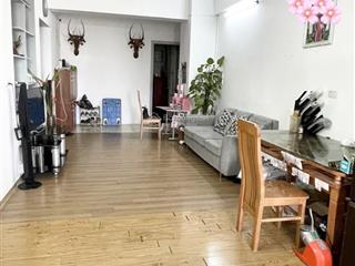 Chung cư học viện hậu cần 104m2  3pn  2wc. phòng khách & bancon rộng thoáng  view đẹp