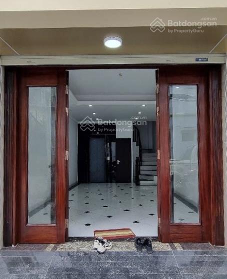 Đầu tư đình  bát khối  ngõ ôtô tránh  kinh doanh  sân rộng trước nhà  thang máy xịn