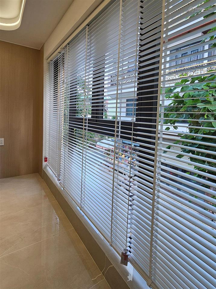 Nhà lung linh chờ chủ xinh rước về đón tết