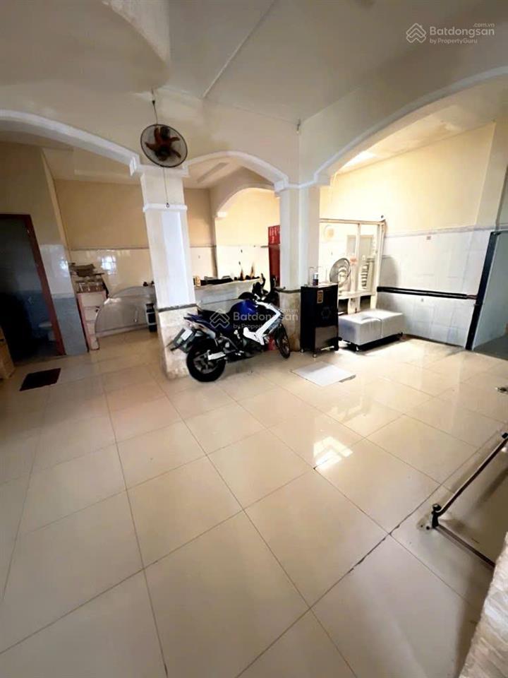 Nhà dt khủng, quận 8, gần cao xuân dục, 3 tầng, 160m2, nhỉnh 8 tỷ