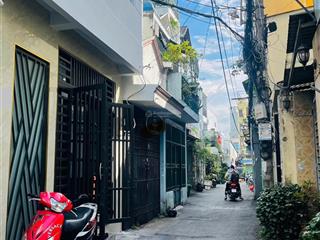 Chỉ 5.49 tỷ  nhà 3 tầng  hẻm xe hơi thẳng trục  37.1m2  cách mt 50m  gần làng hoa p11 gv