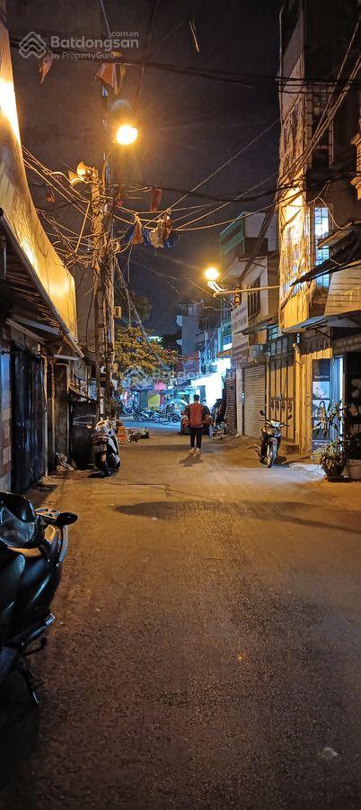 Bán nhà mặt phố lãng yên, ô tô tránh  kinh doanh bất chấp. dt 31m2, c4. giá 6.5 tỷ