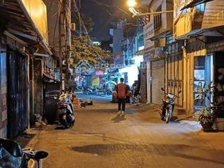 Bán nhà mặt phố lãng yên, ô tô tránh  kinh doanh bất chấp. dt 31m2, c4. giá 6.5 tỷ