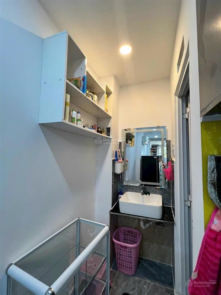 Cho thuê nhà nguyên căn nguyễn văn quỳ quận 7 full nội thất 9.5tr