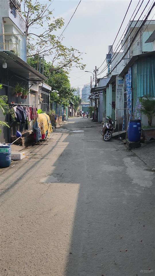 Cuối năm ngân hàng thanh lí nhà sát mặt tiền quận bình tân, dtsd 130m2 chỉ hơn 4 tỷ.