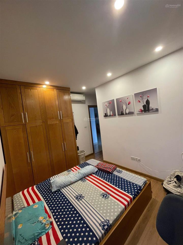 Bán căn 2 ngủ  110 cầu giấy 85m2 tầng trung giá 10.6 tỷ bp ( chuẩn giá ) có tl