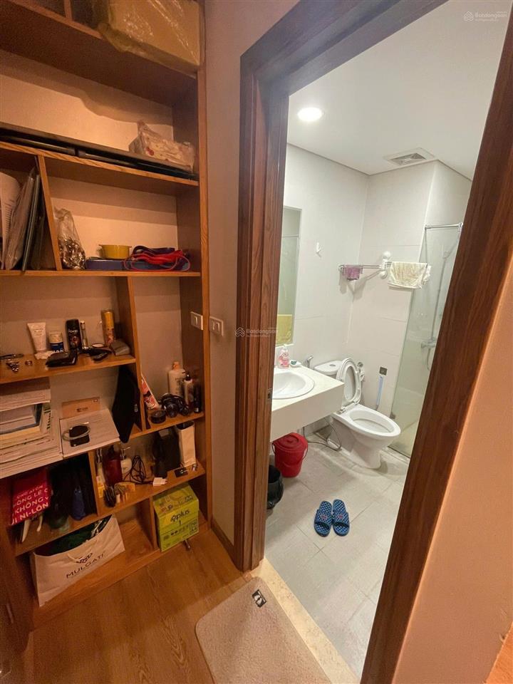 Bán căn 2 ngủ  110 cầu giấy 85m2 tầng trung giá 10.6 tỷ bp ( chuẩn giá ) có tl