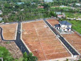 Bán đất tặng biệt thự gần 500m2 với 6 phòng ngủ + pk + bếp