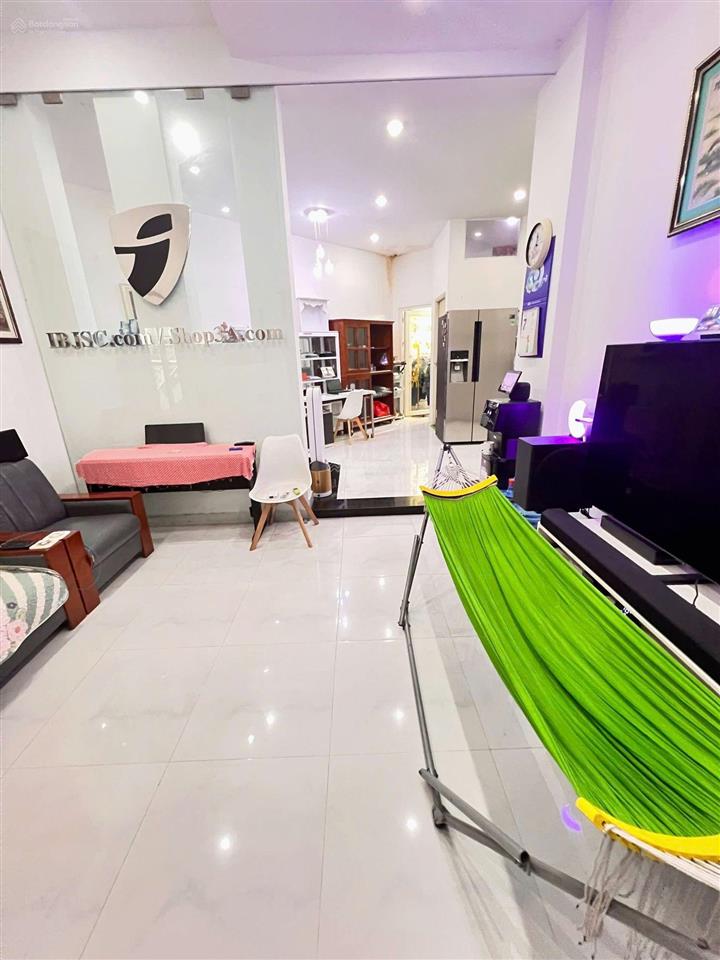 Bán gấp trong tuần để xuất cảnh  bán nhà cách mạng tháng tám 100m²  2 tầng  13.5 tỷ  siêu rẻ