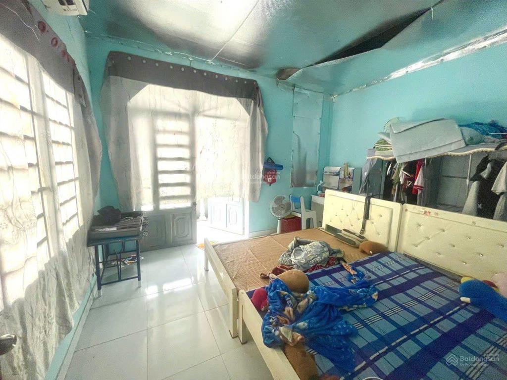 Mặt tiền trung chánh đường 12m có lề  kinh doanh buôn bán sầm uất, dt 6*16m, giá 5.3 tỷ