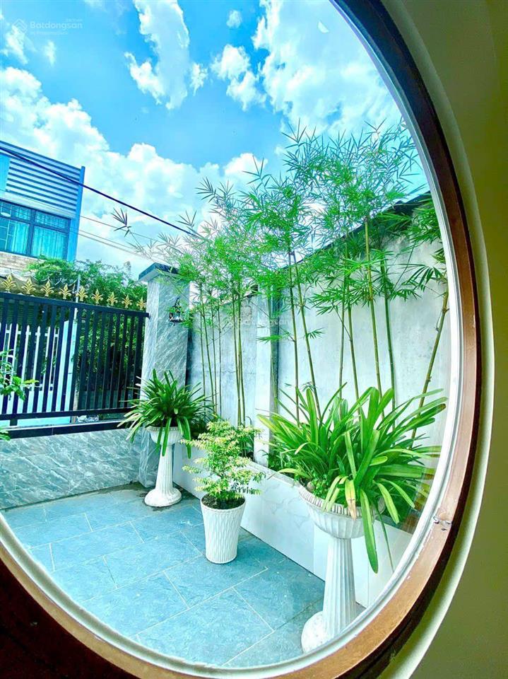 Biệt thự mini ngay thị trấn hóc môn, dt 7.6 x 16m, giá 4.39 tỷ