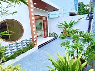 Biệt thự mini ngay thị trấn hóc môn, dt 7.6 x 16m, giá 4.39 tỷ