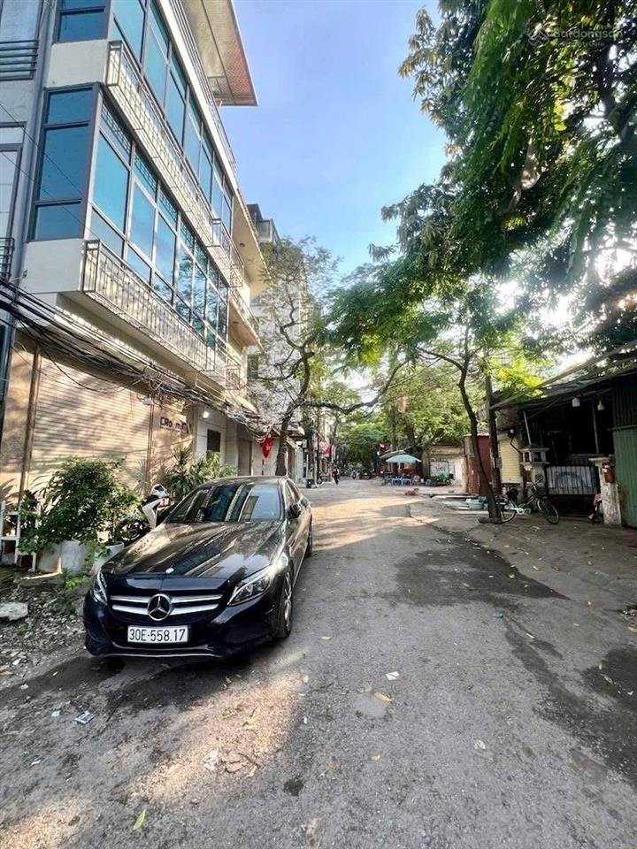 Bán đất hoàng ngân thanh xuân 100m2 mặt tiền 8,8m hơn 17 tỷ 10m ra ôtô tránh xây ccmn cc 0976 052 ***