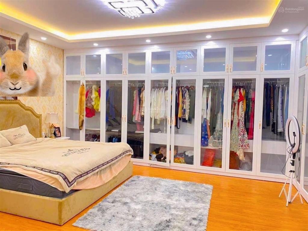 Bán nhà nguyễn văn lộc 110m2 5 tầng mặt tiền 6m hơn 32 tỷ kinh doanh ô tô tránh cc 0976 052 ***