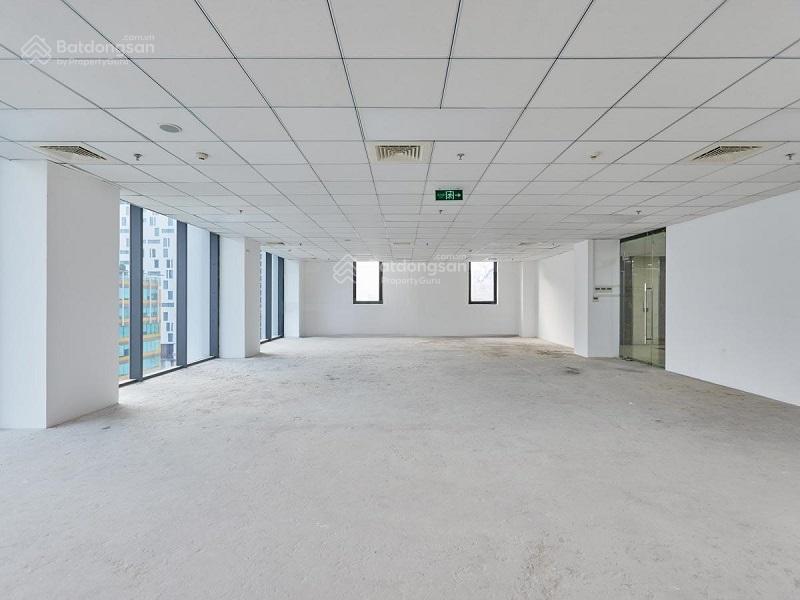 Bán sàn usilk nguyễn thanh bình hà đông 2900m2 mặt tiền 200m 70 tỷ văn phòng bể bơi thuê 2tỷ/n cc