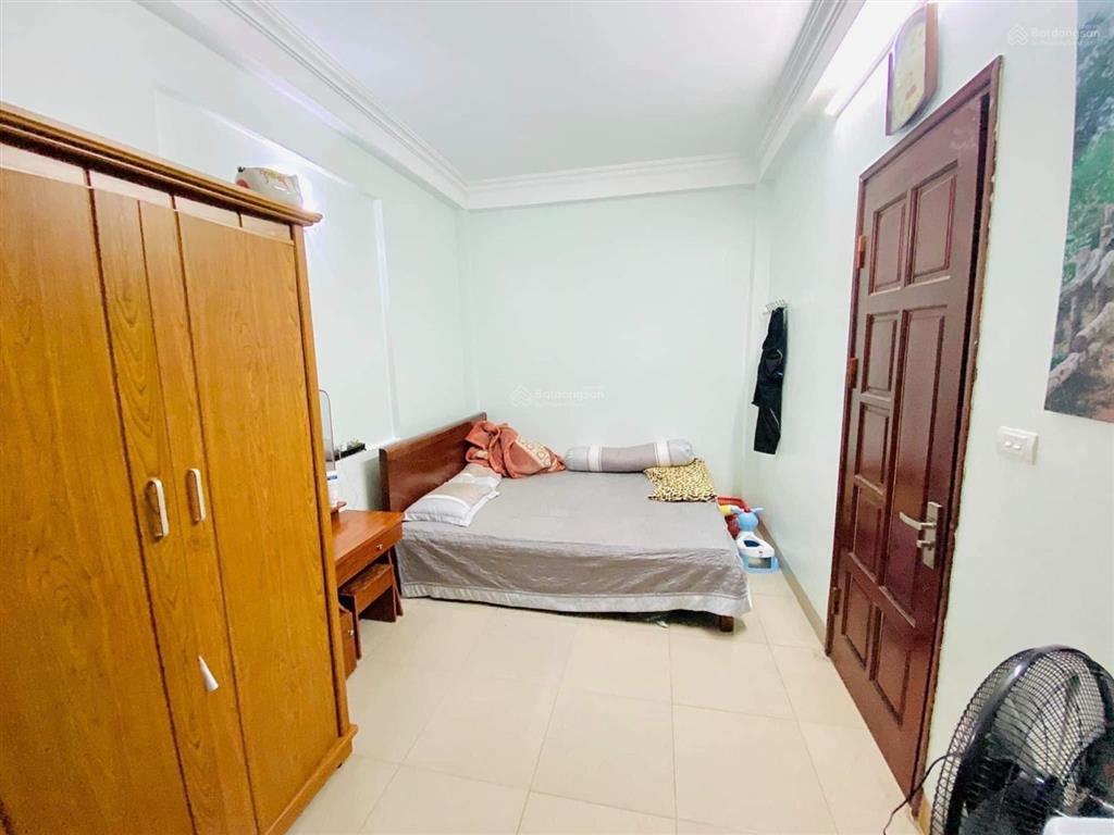 Bán nhà mặt phố lê hồng phong 73m2 5 tầng mặt tiền 5.2m hơn 30 tỷ kinh doanh ôtô tránh vỉa hè cc