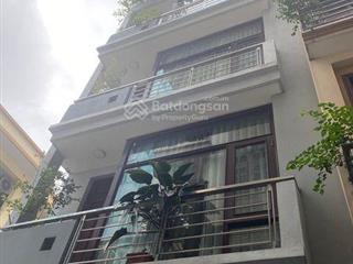 Bán nhà lê hồng phong 28m2 5 tầng mặt tiền 4m hơn 6 tỷ gầnphố ôtô gần nhàđẹp ở ngay cc 0976 052 ***