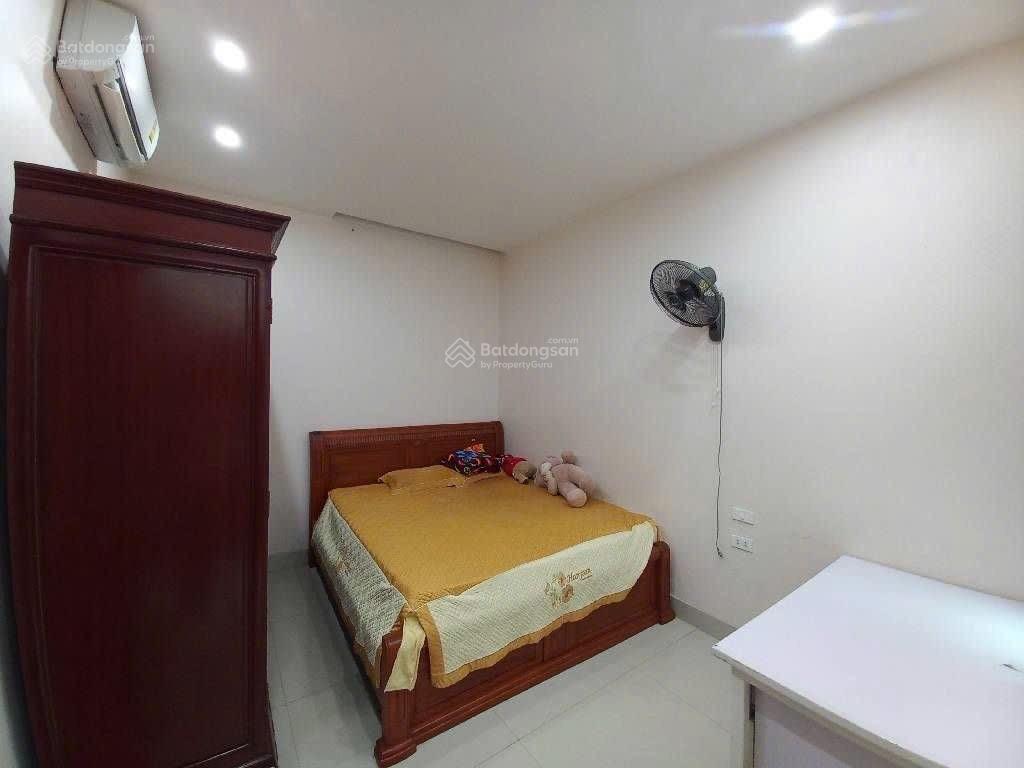 Bán biệt thự mỹ đình 1 hàm nghi 100m2 4 tầng mặt tiền 10m 52.xtỷ ô tô tránh vỉa hè view vườn hoa cc