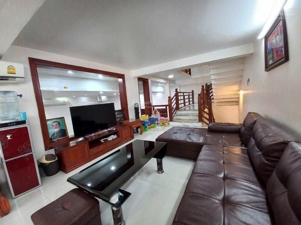 Bán biệt thự mỹ đình 1 hàm nghi 100m2 4 tầng mặt tiền 10m 52.xtỷ ô tô tránh vỉa hè view vườn hoa cc