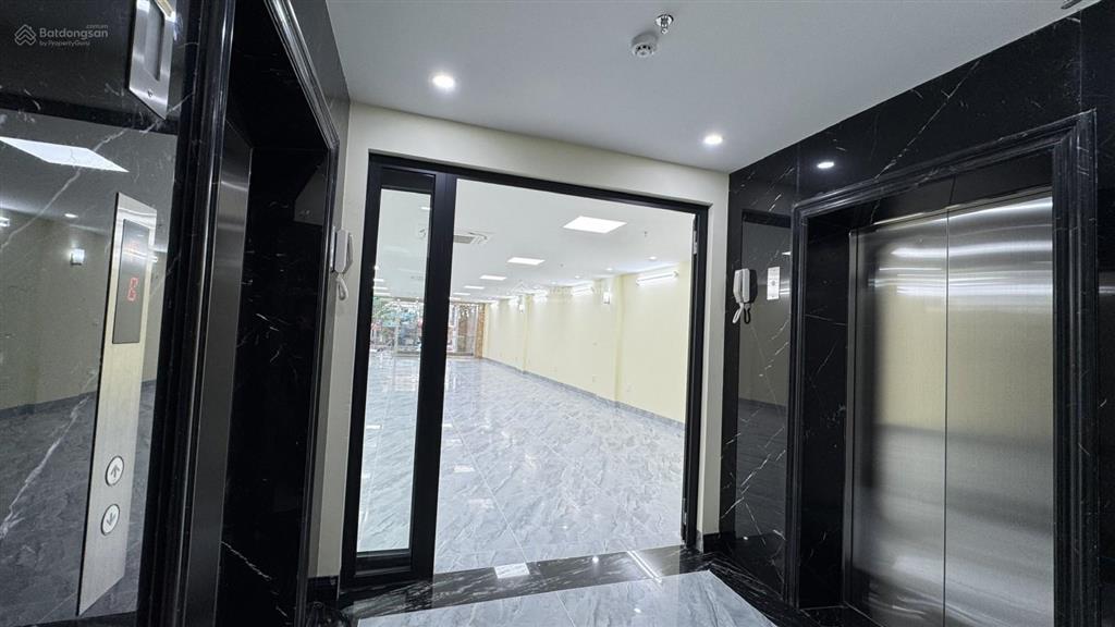 Bán tòa nhà mặt phố đại la 270m2 10 tầng mặt tiền 6.5m 1xx tỷ văn phòng kinhdoanh ôtô tráh vỉahè cc