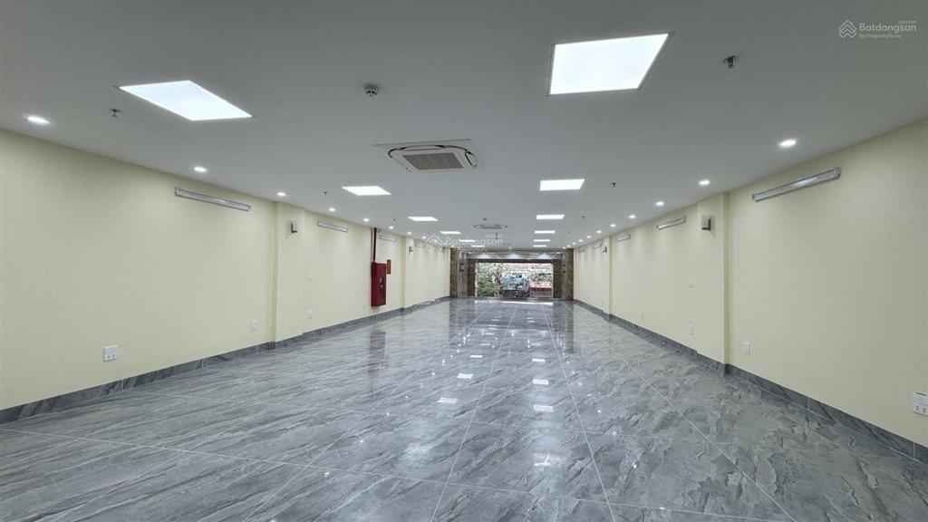 Bán tòa nhà mặt phố đại la 270m2 10 tầng mặt tiền 6.5m 1xx tỷ văn phòng kinhdoanh ôtô tráh vỉahè cc