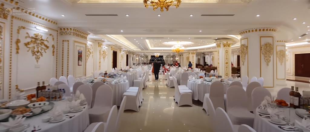 Bán tòa nhà mặt phố nguyễn khắc hiếu ba đình 222m2 10t mặt tiền 10m 1** tỷ ~6 tỷ/n 2thang máy 1 hầm
