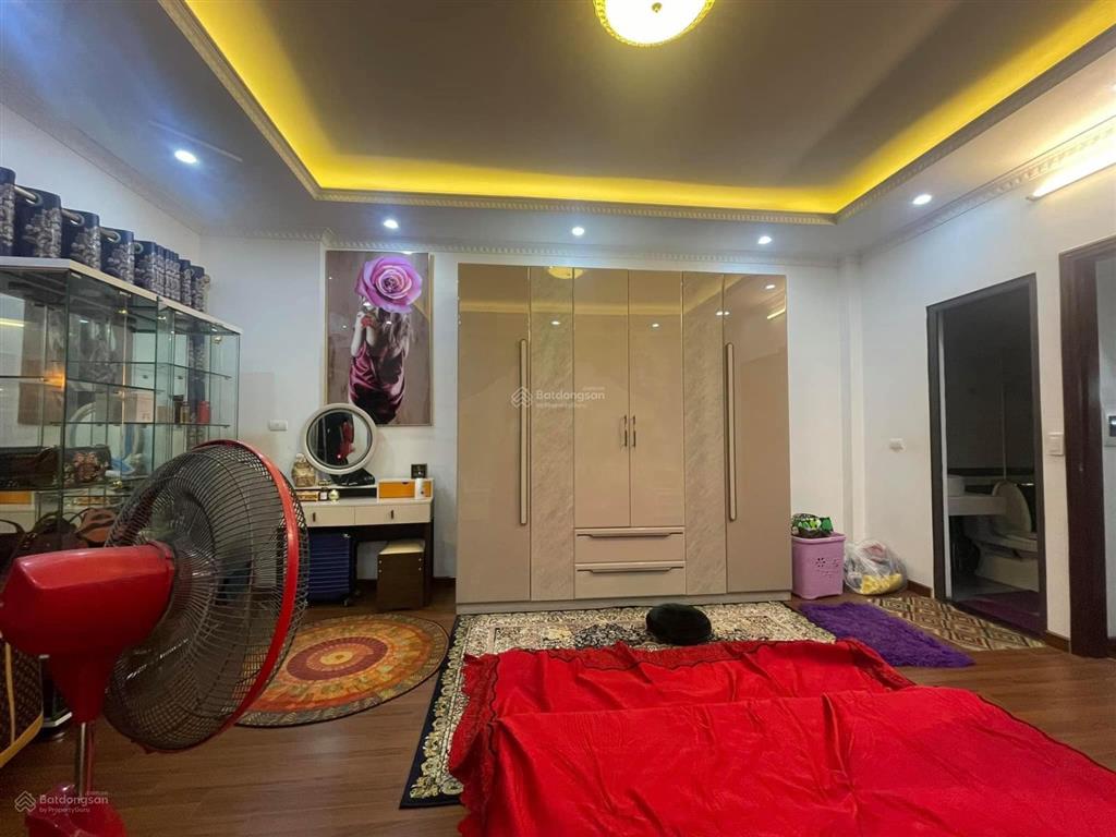 Bán tòa nhà mặt phố nguyễn hoàng nam từ liêm 82m2 9t mặt tiền 4.5m hơn 53 tỷ kinhdoah thuê ~90tr/th