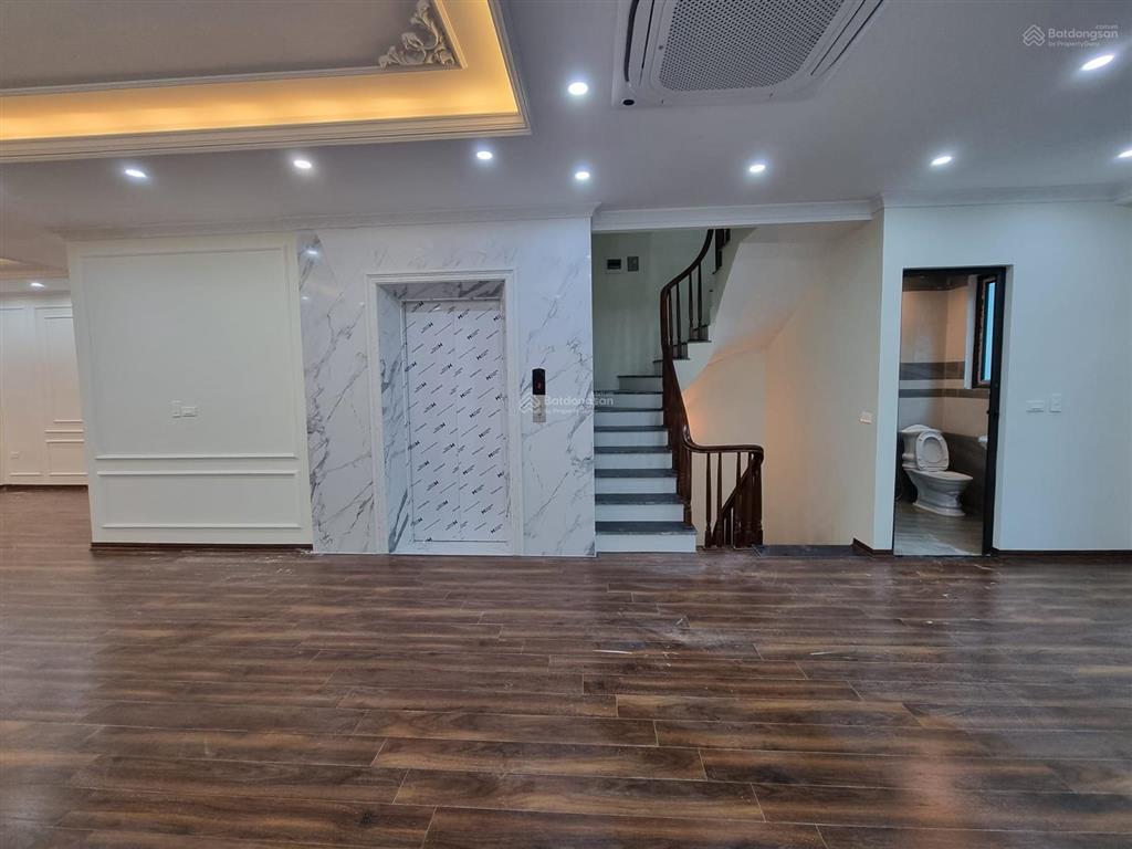 Bán tòa nhà tòa nhà mặt phố nguyễn hoàng nam từ liêm 1900m2 24 tầng mặt tiền 60m 1501tỷ văn phòng