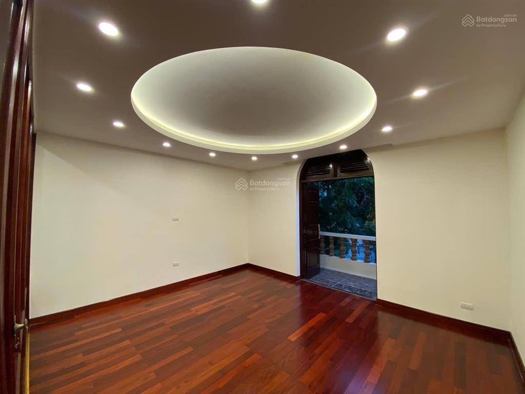 Bán biệt thự mỹ đình nam từ liêm 186m2 5 tầng mặt tiền 18m 1xx tỷ lô góc ô tô tránh vỉa hè cc