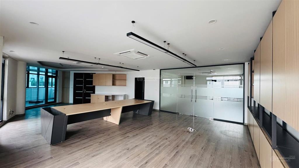 Bán tòa nhà mặt phố dịch vọng hậu cầu giấy 165m2 9t mặt tiền 20m 1xx tỷ hầm vp thang máy 20tr/th