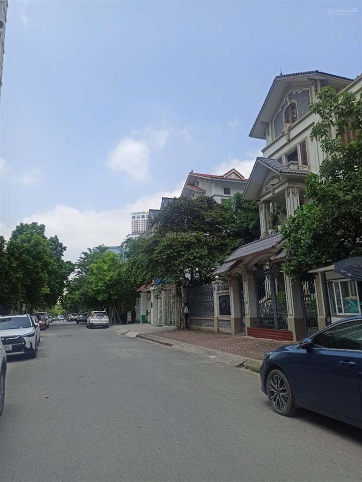 Bán đất hàng bè kiến hưng 52m2 mặt tiền 4.2m 1x tỷ phân lô dịch vụ ôtô tránh vỉa hè cc 0976 052 ***