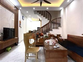 Bác sĩ cư chính chủ gửi nhờ bán căn nhà đẹp như mới 36m2 4 tầng 4 ngủ ở ngay gần ô tô 4.6 tỷ