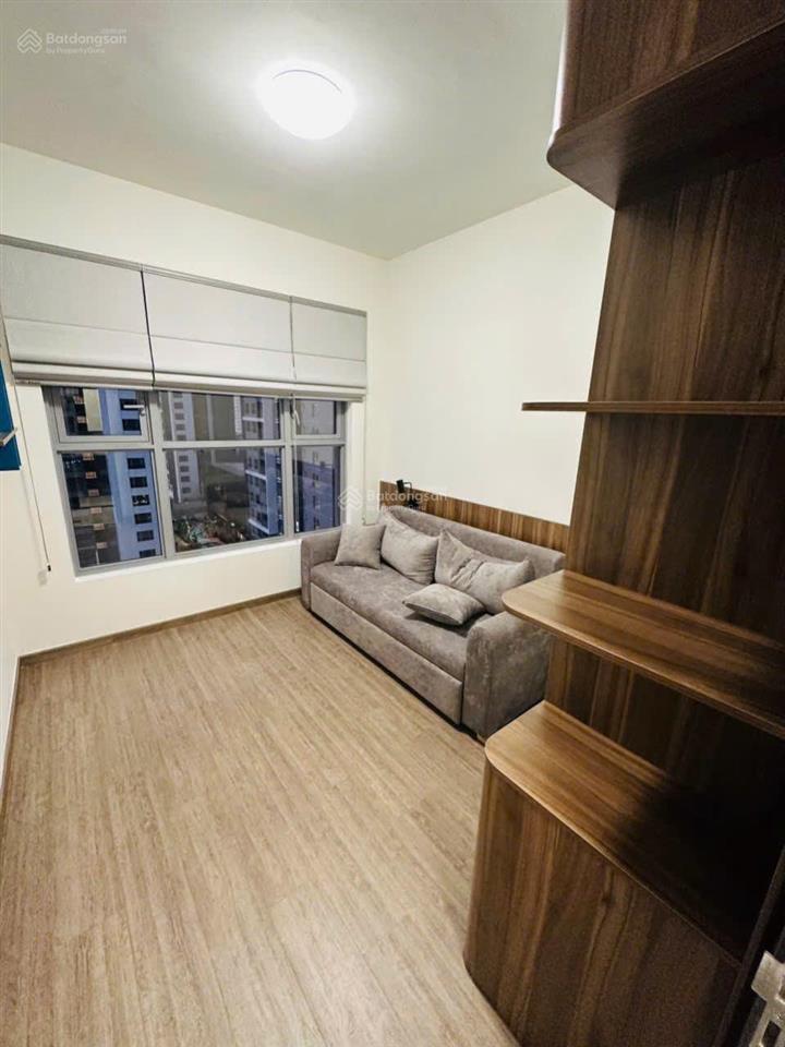 Bán căn hộ saigon south residence 71m² full nội thất 2pn 2wc giá 5.3 tỷ