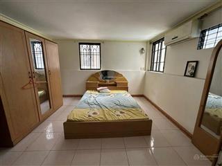 Bán nhà hẻm đề thám  4 tầng  hẻm xe hơi  ngang 7.2m  22 tỷ