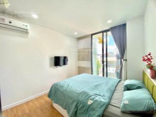 Thuê ngay studio ban công 35m2 tại chu văn an gần trường đh gtvt