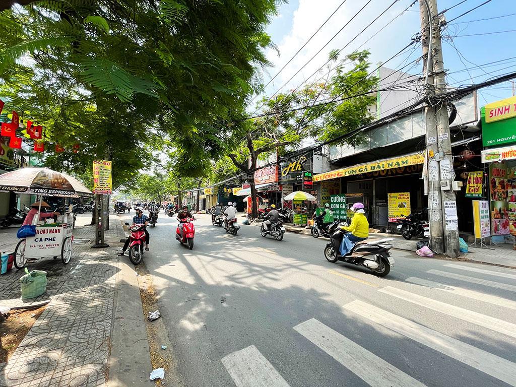 Bán nhà mt nguyễn văn công f3 gò vấp, 4*14m, 03 tầng, giá 11ty